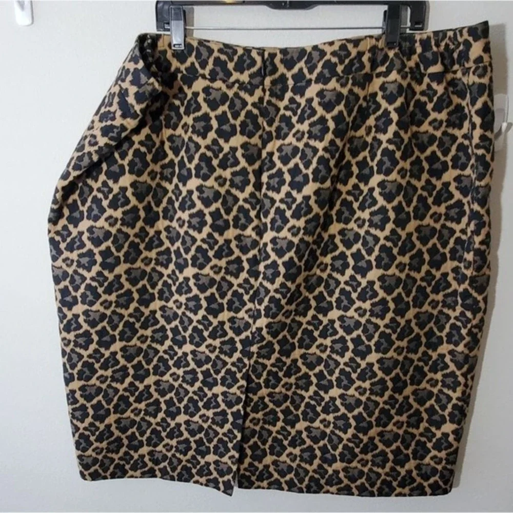Talbots leopard print JACQUARD tan and black pencil skirt‎ weekend size 10 new!
